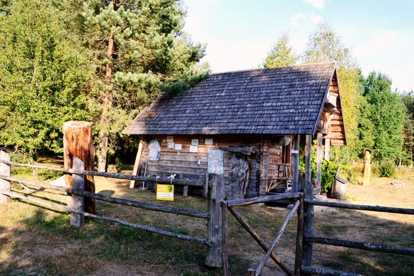 The beekeeping museum showcases a traditional beekeeping method.