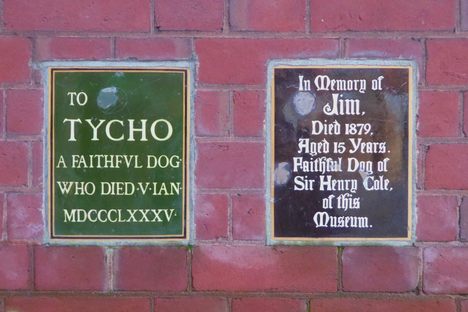 Memorial plaques to Tycho and Jim, V&A Museum.