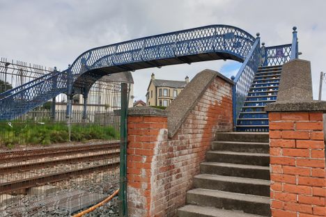Victorian Walkway