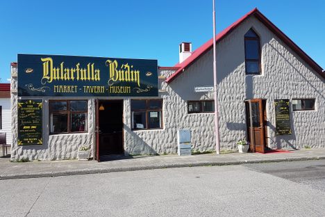 Dularfulla Búðin.