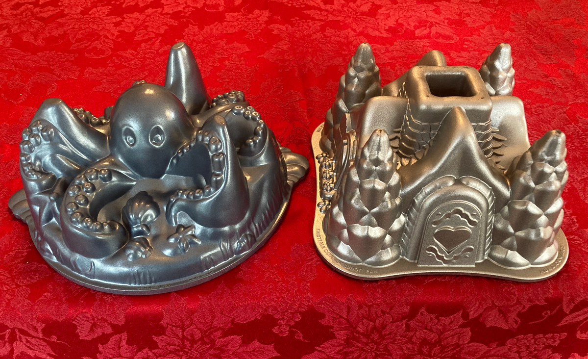 The duality of Bundt pans.