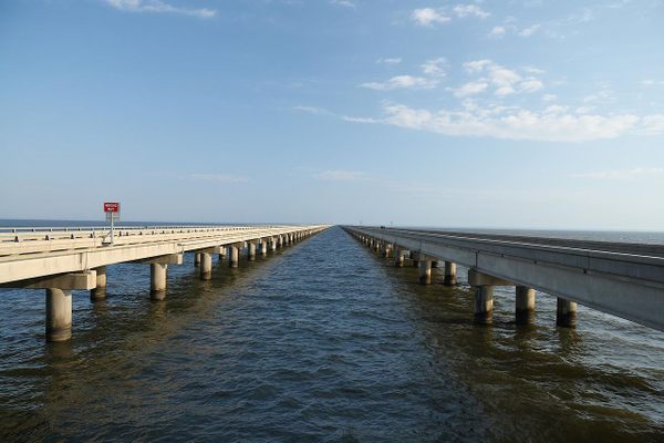 Lake Pontchartrain Causeway – New Orleans, Louisiana - Atlas ...