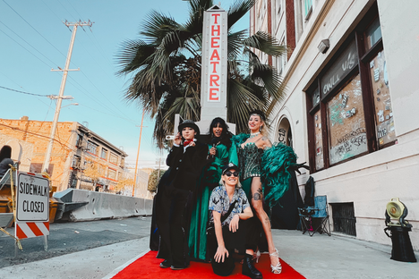 S.C. Mero flanked by the night’s tiny-theater crew (from left to right), Ember, Lady Maralou, Daphne Moon