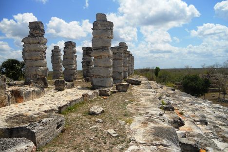 Columned pyramid