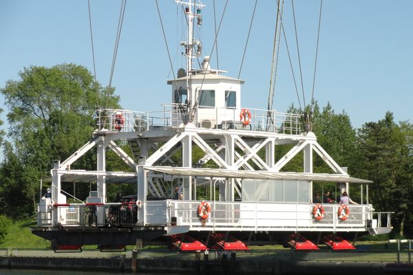 Gondola of transporter bridge on Rendsburg High Bridge