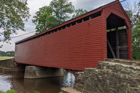 Loy's Station Covered Bridge