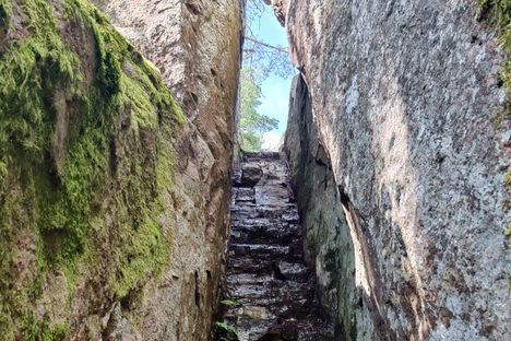 The narrow crack of Trolltrappan.