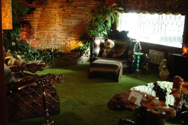 The Jungle Room at Graceland.