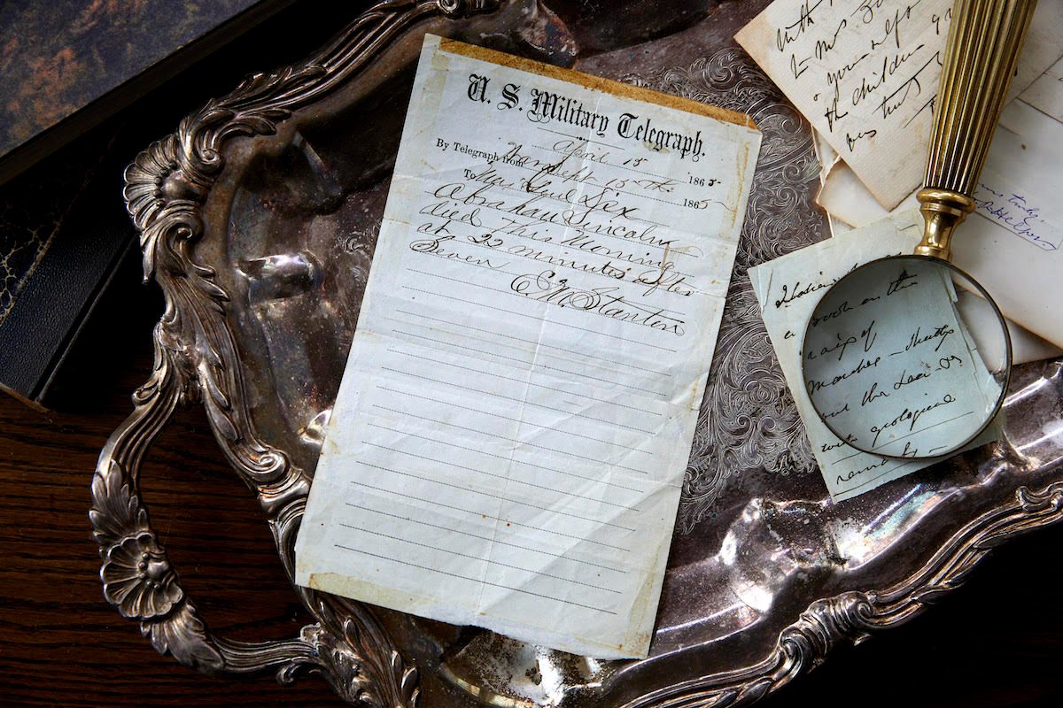 The original handwritten message that officially announced Abraham Lincoln's death.