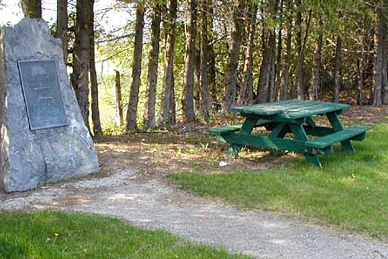 45th Parallel Wisconsin Map 45Th Parallel Marker – Peshtigo, Wisconsin - Atlas Obscura
