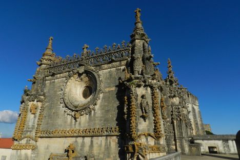 Manueline church.