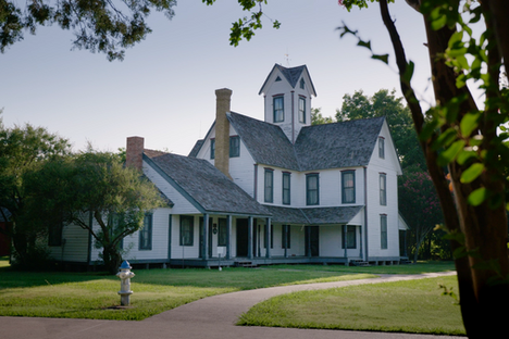 Video: The Mystery of the Opal Lawrence House