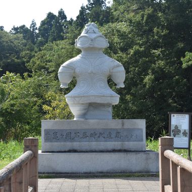 The real Shakōki Dogū idol is exhibited in Tokyo.