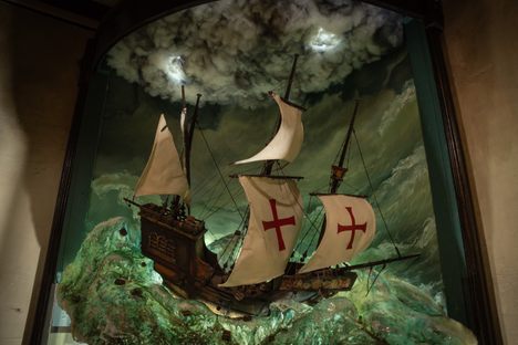 The great red cross painted on the sails of English ships has become an iconic symbol of sea exploration.