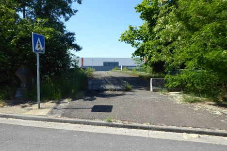Pont L22 ('Pont du Souvenir')