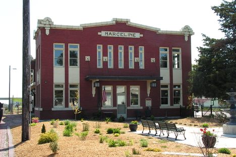 The Walt Disney Hometown Museum, 2008.