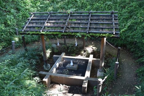 The well at the bottom of the spiral pit.