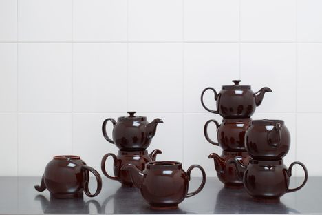 The new Brown Betty is much more stackable. 