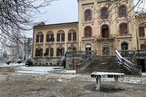 Staro Zdanje