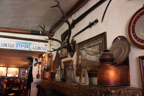 Sean's Bar