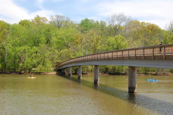 The footbridge to the island.
