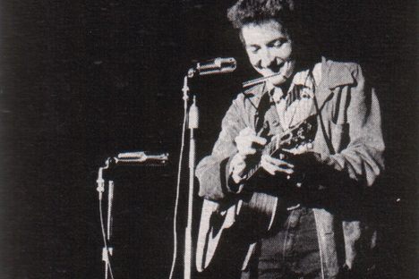 A young Bob Dylan, not long after leaving Minnesota.