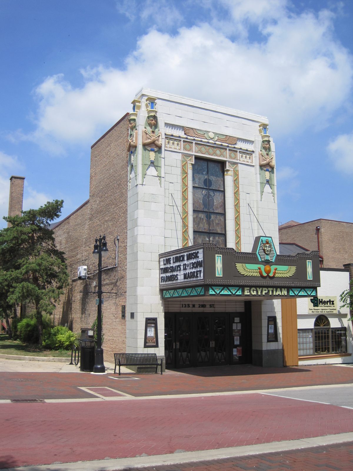 The Egyptian Theatre – DeKalb, Illinois - Atlas Obscura