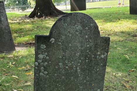 Chow Manderien's Grave