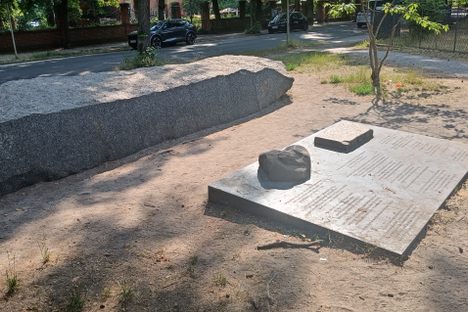 Hiroshima-Nagasaki Platz