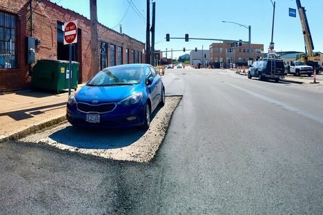 St. Louis Road Workers Were Defeated by This Small Blue Kia