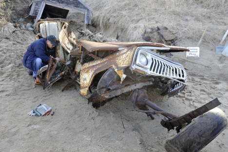 After 40 Years, A Jeep Was Freed From Its Sandy Prison on Cape Cod