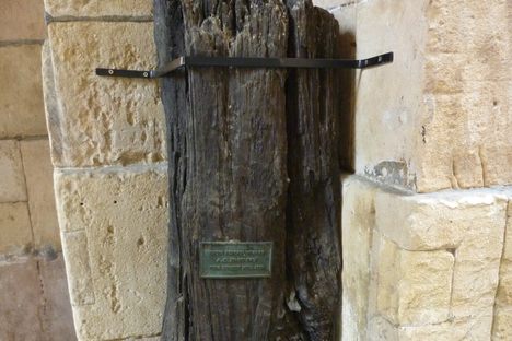 The piece of timber.