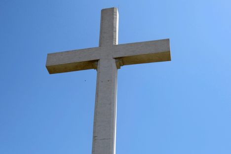 The giant cross.
