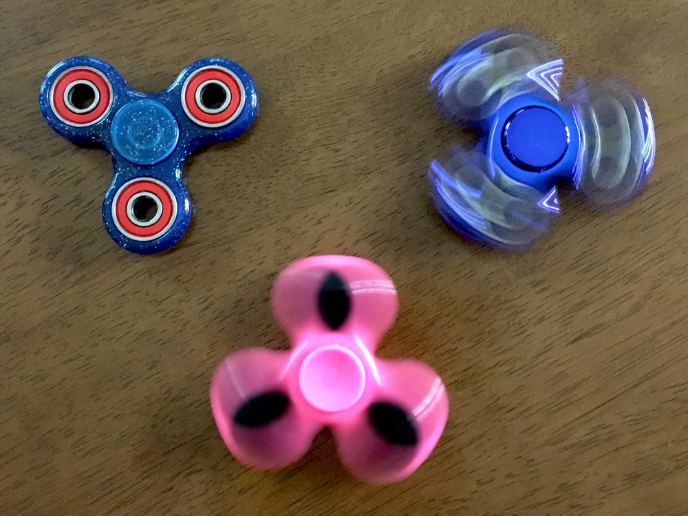 FIDGET SPINNER LOT. Used. Lot of 4. 