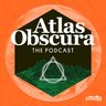 Atlas Obscura 168极速赛车 podcast logo depicting a green globe, distant mountains and tropical leaves around the edge.