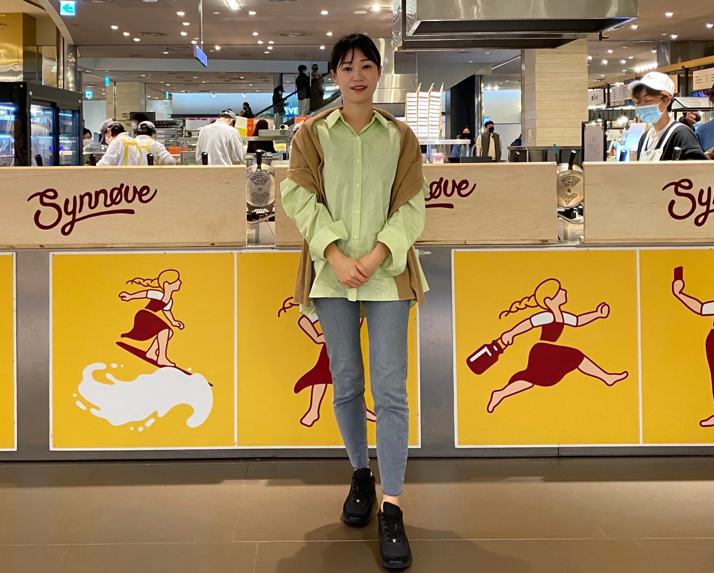In Busan, Jeonmi Eom founded a chain of brunost-themed cafes.