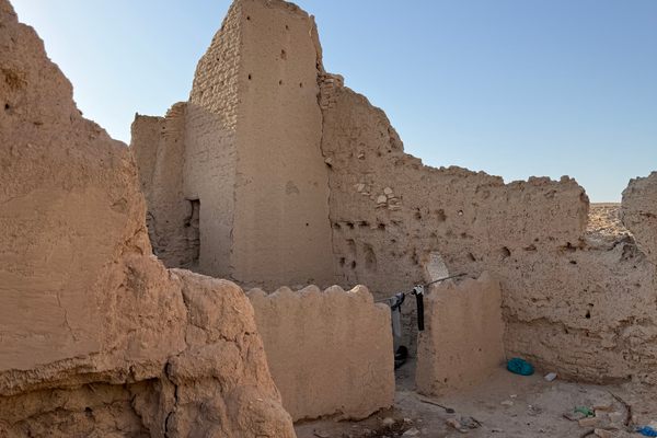 Inside the palace & view of the crumbled tower