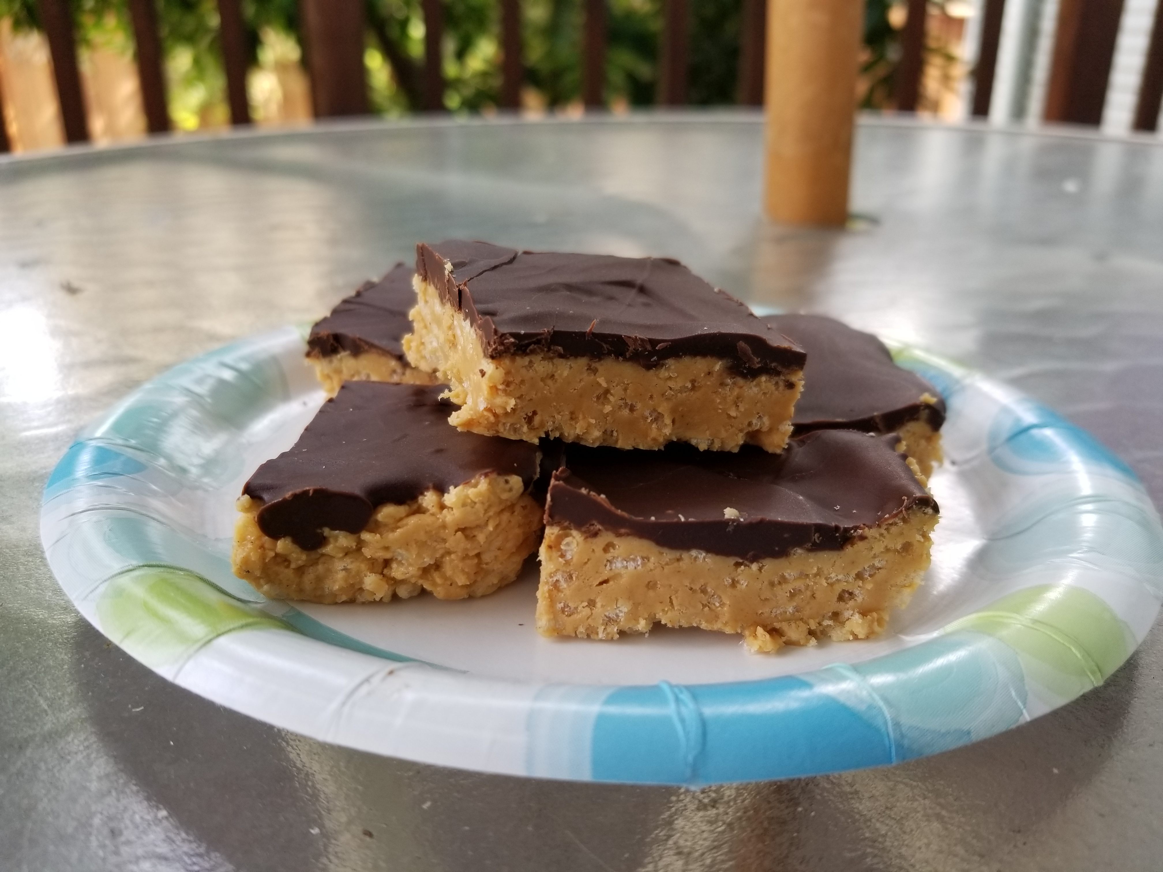 APS Gold Bars, of the Rice Krispie variety.