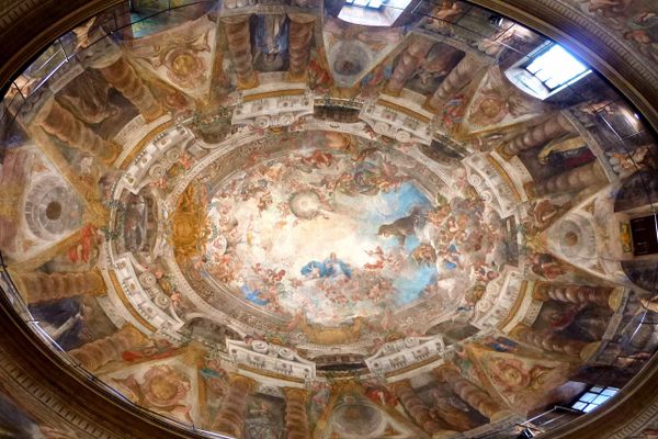 The frescoed dome of San Antonio de los Alemanes.
