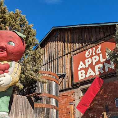 Old Apple Barn