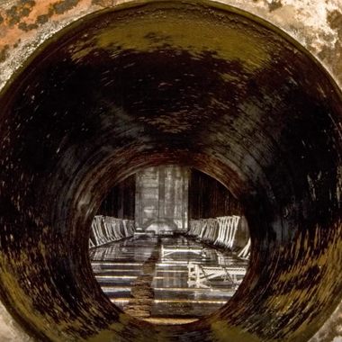 World's longest echo in the Inchindown oil tank