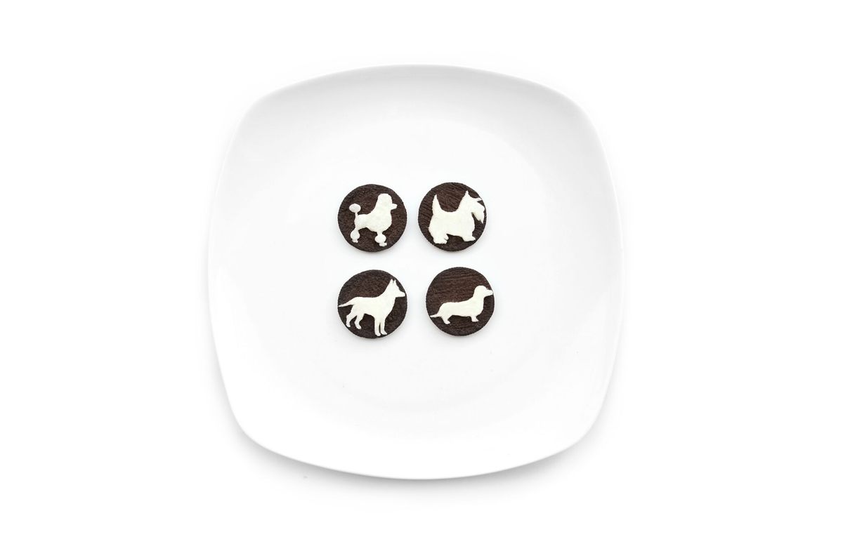 Pure breeds molded from artificial cream.