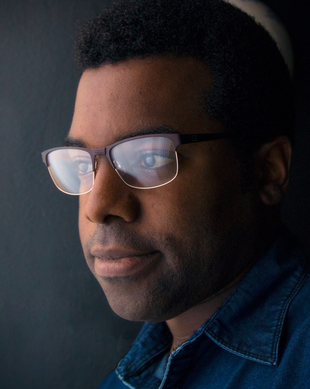 Onye Ahanotu, scientist, artist, and palm wine producer.