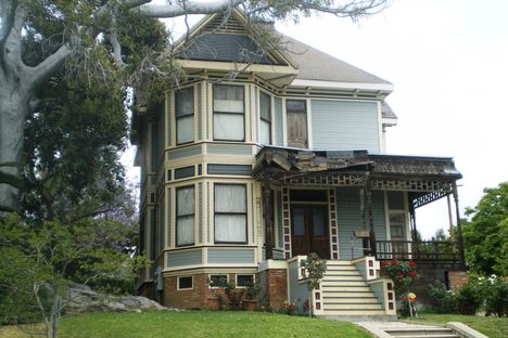 1345 Carroll Avenue, photographed May 2008.