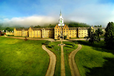  The Weston State Hospital, once (and again) known as the Trans-Allegheny Lunatic Asylum. 