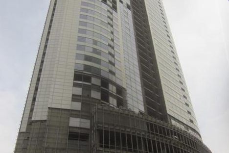 Thumbnail image of the skyscraper.