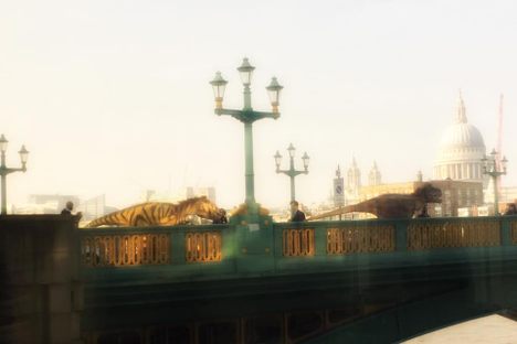 Why Were These Dinosaurs Crossing the Thames?