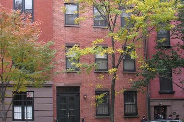 44 Stuyvesant, viewed from Abe Lebewohl Triangle.