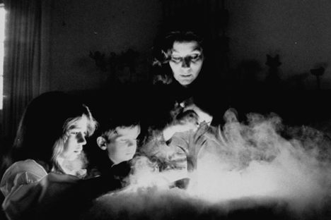 Louise Huebner, Official Witch of Los Angeles County, making turtle soup for her family in the 1970s.