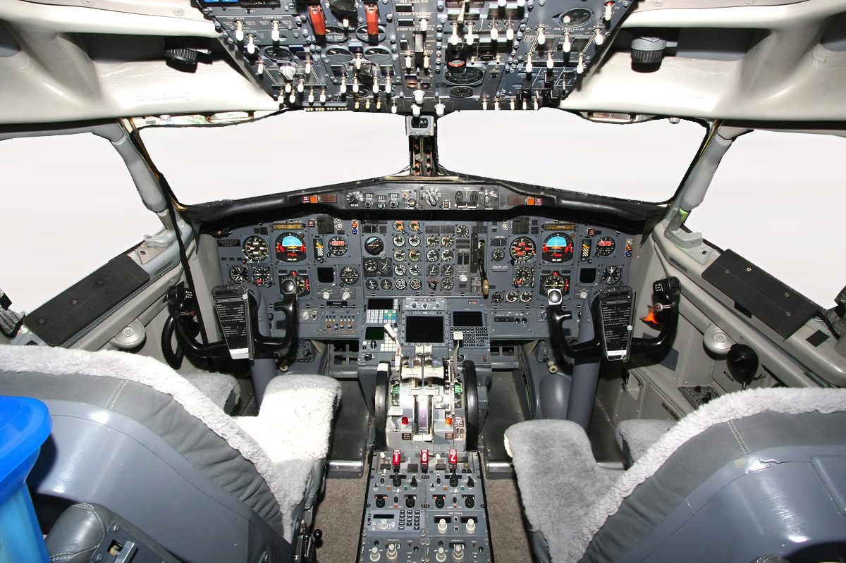 A Boeing 737-200 cockpit.